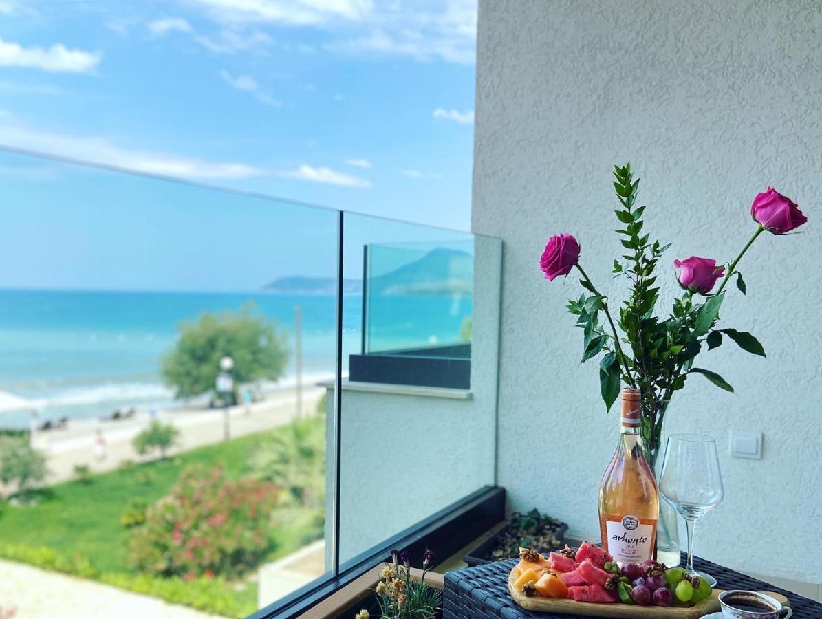 Apartments Kuce Lekovica Beach & Snack Bar- Bistro Exteriör bild