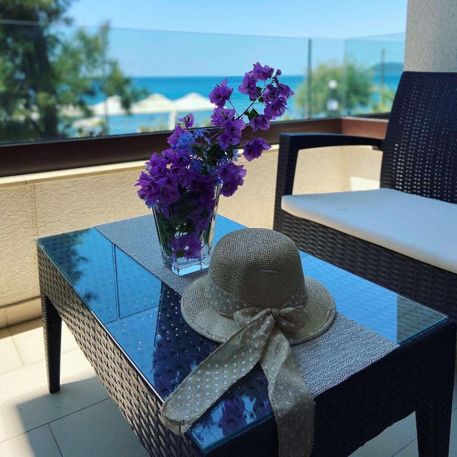 Apartments Kuce Lekovica Beach & Snack Bar- Bistro Exteriör bild