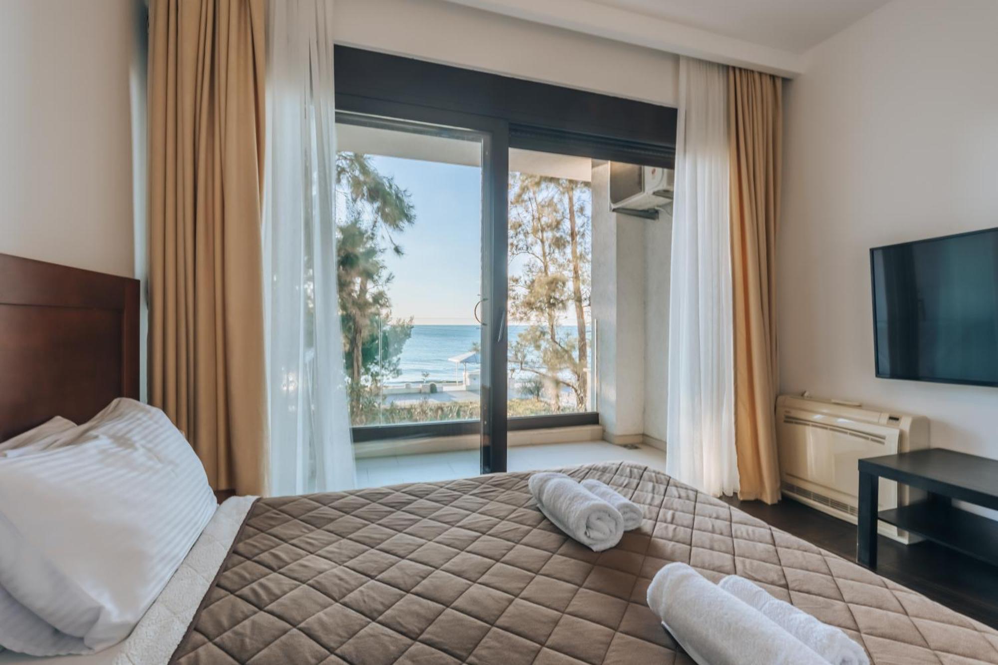 Apartments Kuce Lekovica Beach & Snack Bar- Bistro Rum bild