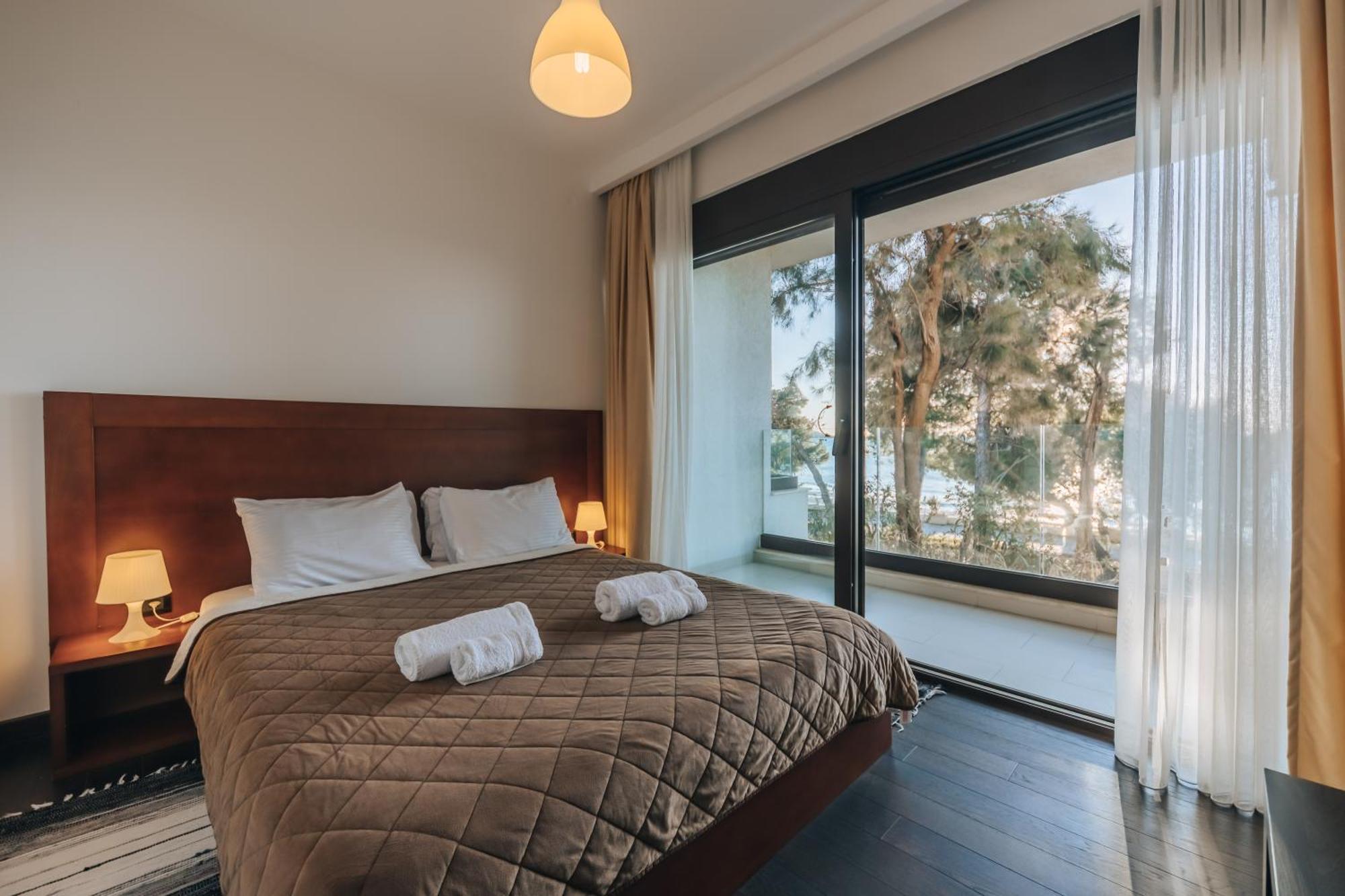 Apartments Kuce Lekovica Beach & Snack Bar- Bistro Rum bild