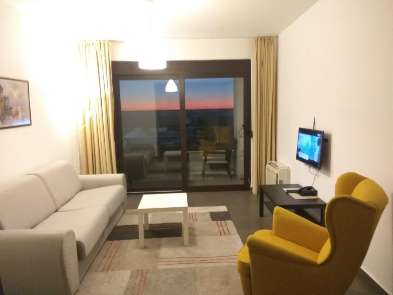 Apartments Kuce Lekovica Beach & Snack Bar- Bistro Exteriör bild